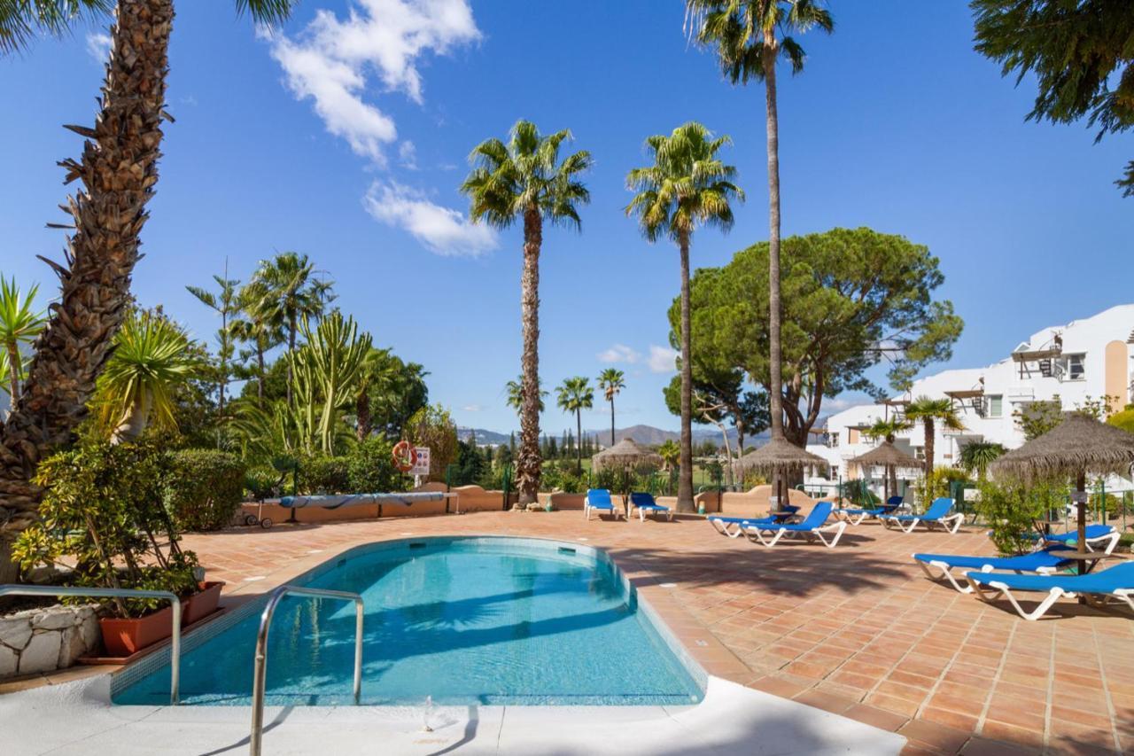 Matchroom Country Club Resort Fuengirola Exterior photo